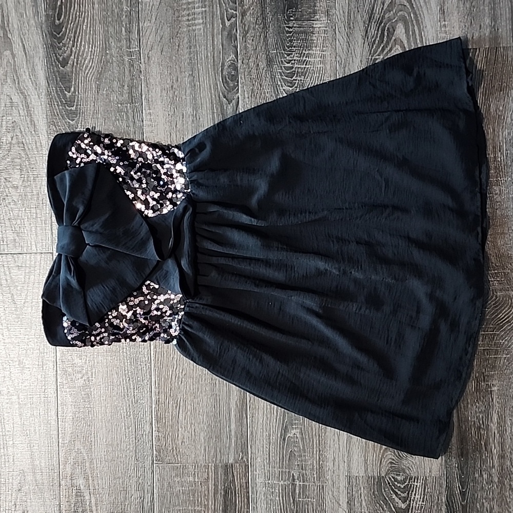 🌴 Mystic strapless Bow Dress 🌴